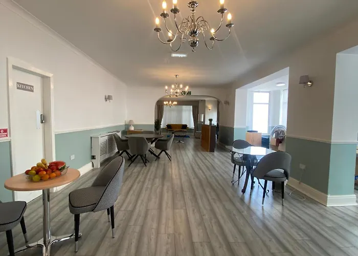 262 Ocean Manor
